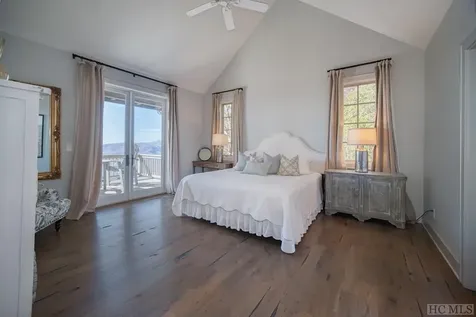 1581 W Whitetail Drive Sapphire NC 28774