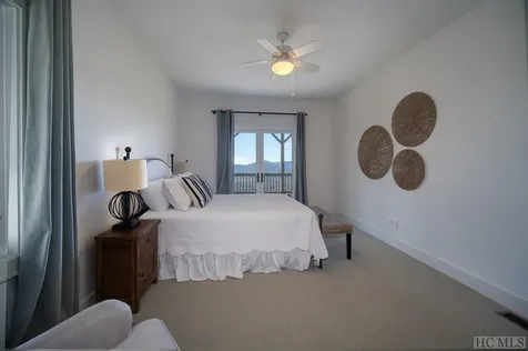 1581 W Whitetail Drive Sapphire NC 28774