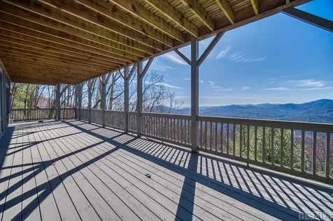 1581 W Whitetail Drive Sapphire NC 28774