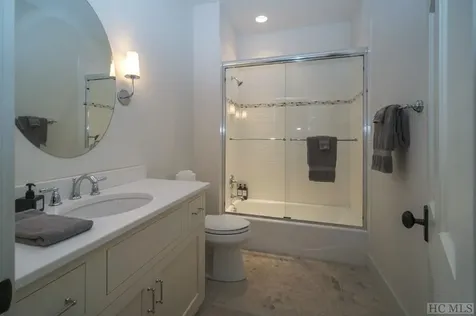 1581 W Whitetail Drive Sapphire NC 28774