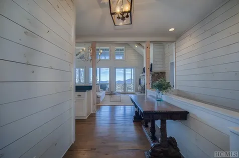 1581 W Whitetail Drive Sapphire NC 28774