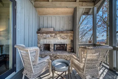 1581 W Whitetail Drive Sapphire NC 28774