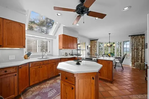1460 Cherokee Trace Cashiers NC 28717