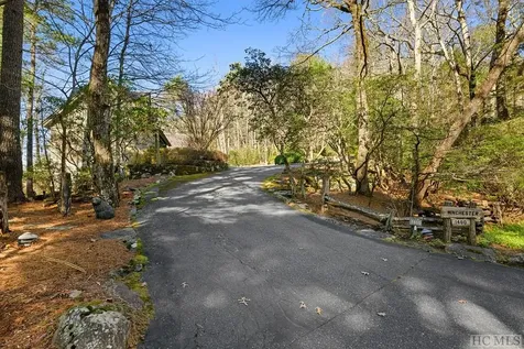 1460 Cherokee Trace Cashiers NC 28717