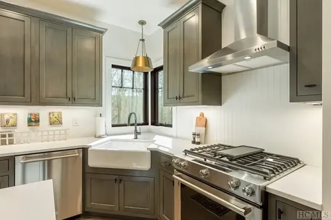 240 Henry Wright Road Highlands NC 28741