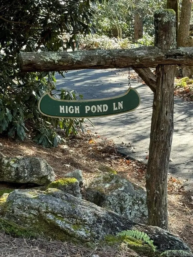 99999 Lake Osseroga Drive Highlands NC 28741