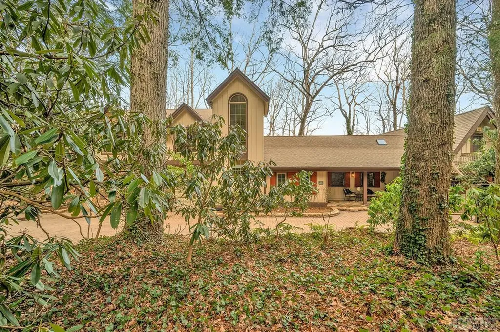 562 West Club Boulevard Lake Toxaway NC 28747