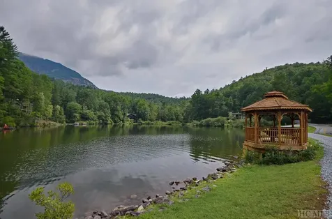 Lot 28 Twin Lakes Drive Cashiers NC 28717