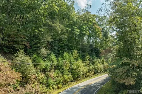 Lot 28 Twin Lakes Drive Cashiers NC 28717