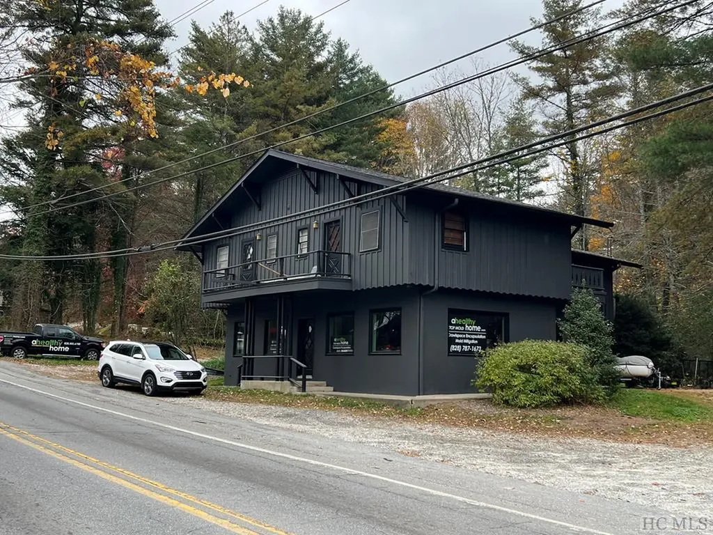 280 Hwy 64 E Cashiers NC 28717
