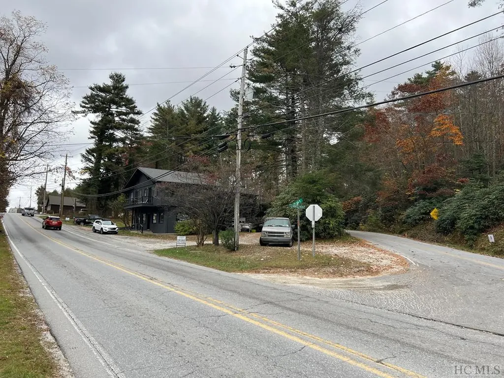 280 Hwy 64 E Cashiers NC 28717