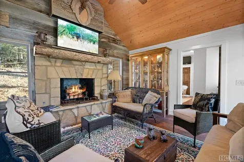 95 Mill Creek Lane Highlands NC 28741