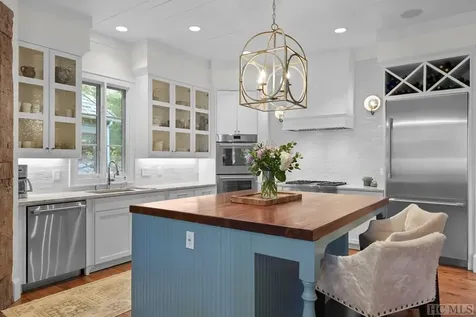 103 Boulder Dash Road Cashiers NC 28717