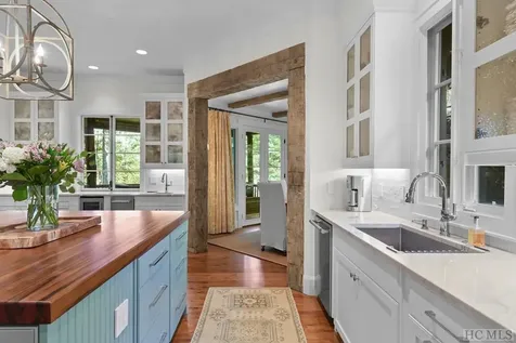 103 Boulder Dash Road Cashiers NC 28717