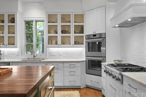 103 Boulder Dash Road Cashiers NC 28717