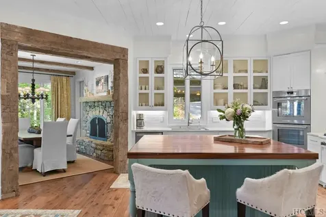 103 Boulder Dash Road Cashiers NC 28717