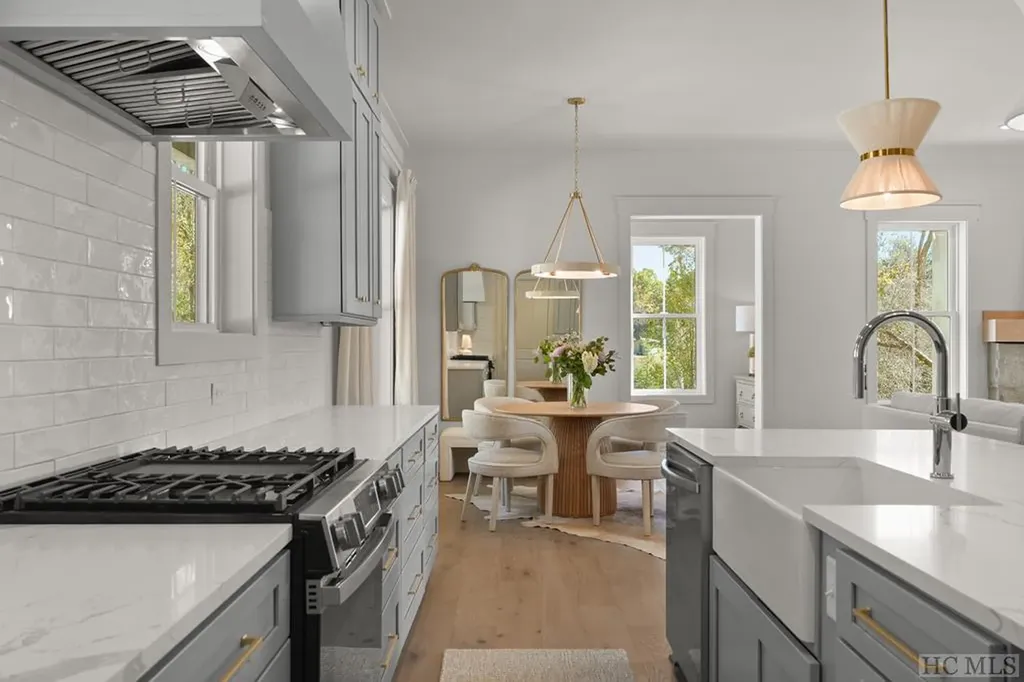 71 Laurel Meadow Way Cashiers NC 28717