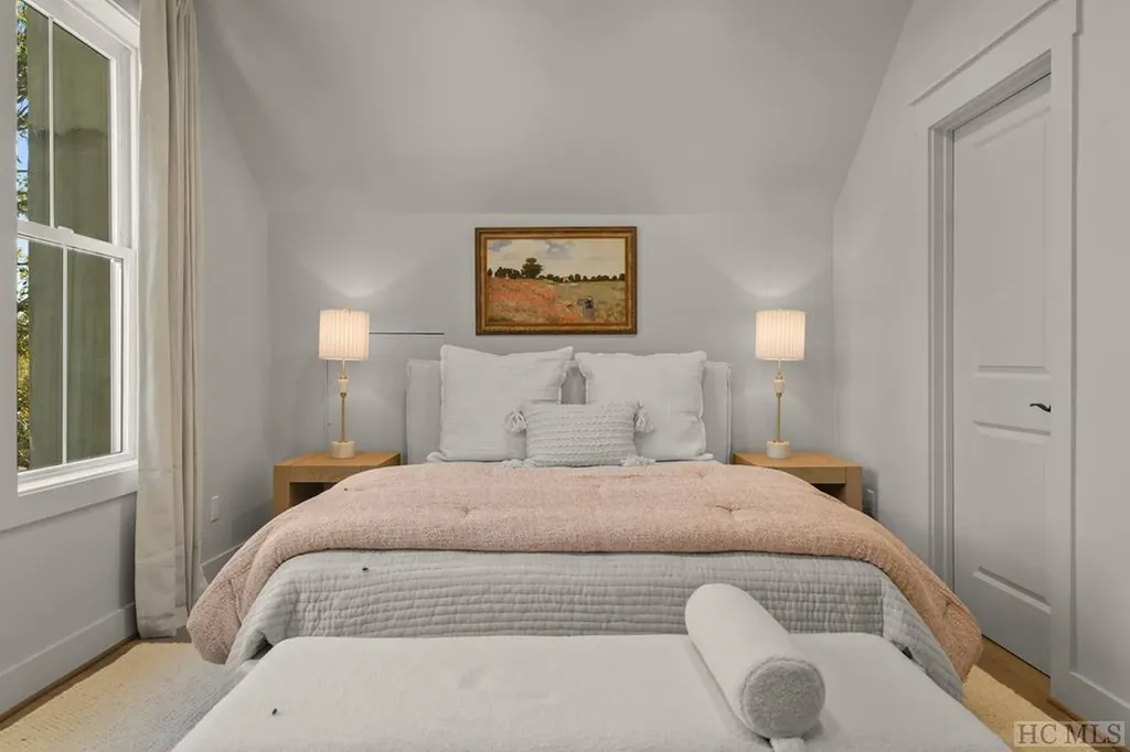 71 Laurel Meadow Way Cashiers NC 28717