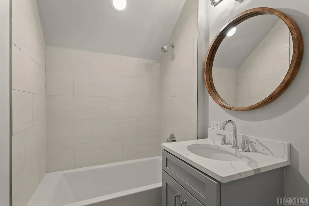 71 Laurel Meadow Way Cashiers NC 28717