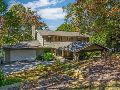 96 Windward Point Lake Toxaway NC 28747