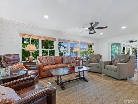 96 Windward Point Lake Toxaway NC 28747