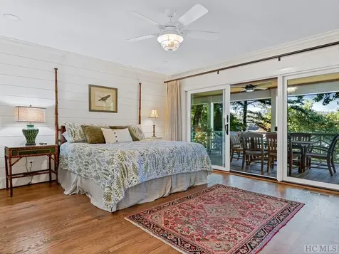 96 Windward Point Lake Toxaway NC 28747