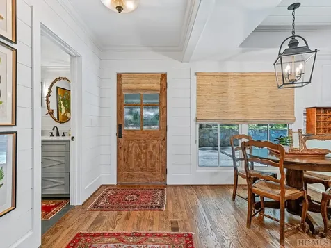 96 Windward Point Lake Toxaway NC 28747