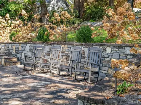 96 Windward Point Lake Toxaway NC 28747