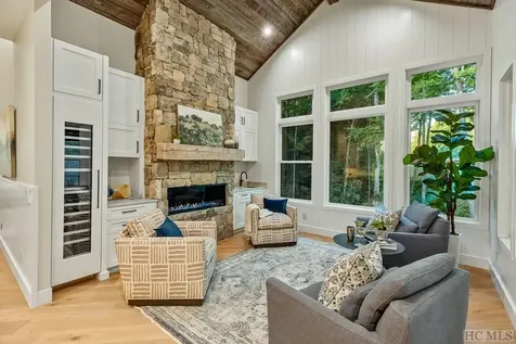 374 Turkey Roost Road Sapphire NC 28774