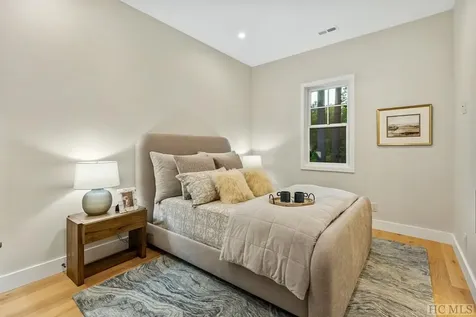 374 Turkey Roost Road Sapphire NC 28774