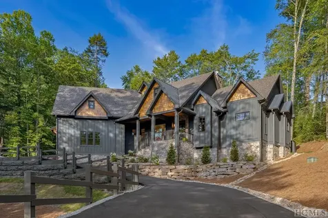 374 Turkey Roost Road Sapphire NC 28774