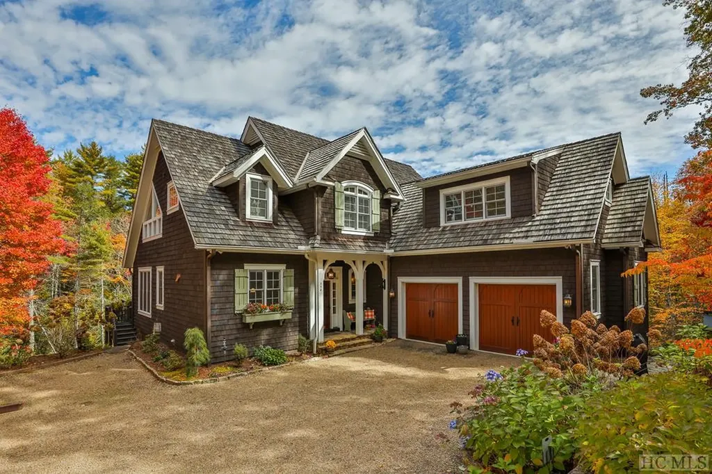 350 Rockhouse Falls Lane Sapphire NC 28774