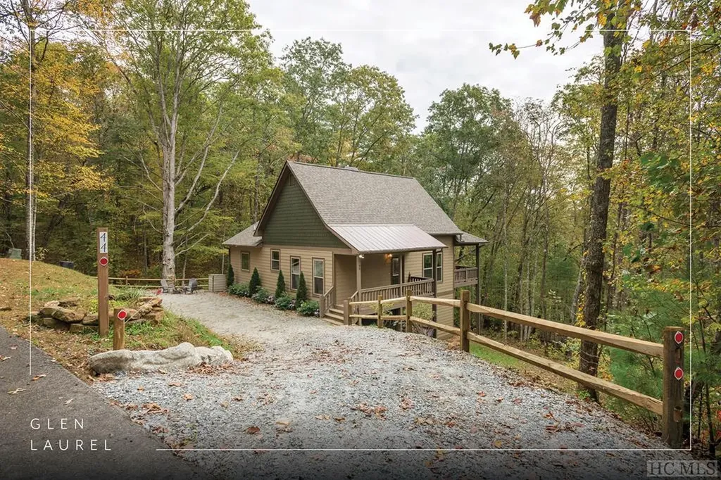 44 No End Circle Cullowhee NC 28723