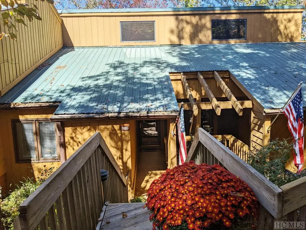 369 Meadow Way Sapphire NC 28774