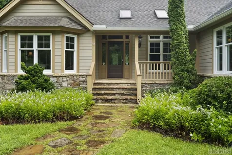 611 Blue Valley Road Highlands NC 28741