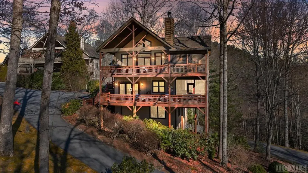 151 Cart Path Cullowhee NC 28723