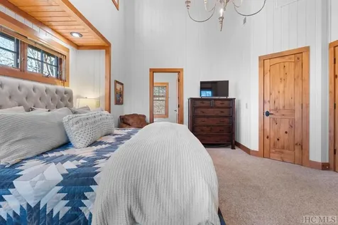 151 Cart Path Cullowhee NC 28723