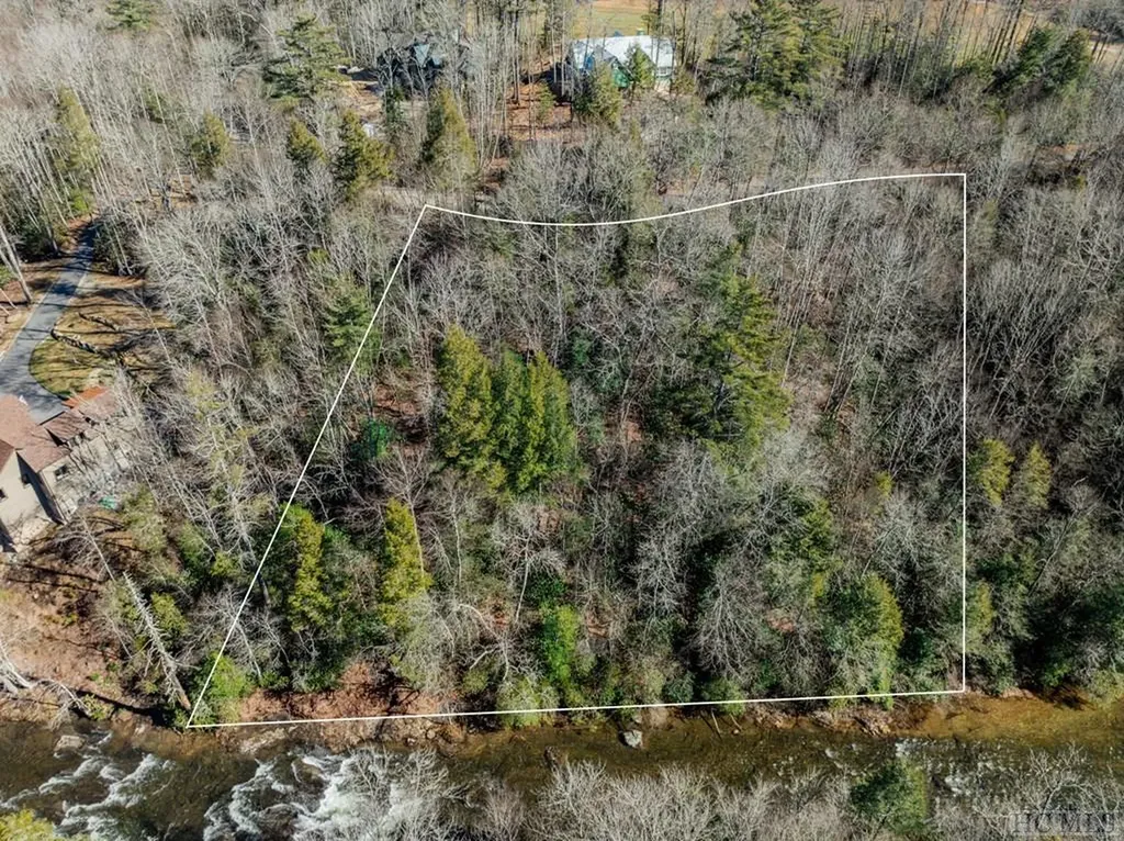 Lt 7/8hr Turkey Roost Road Sapphire NC 28774