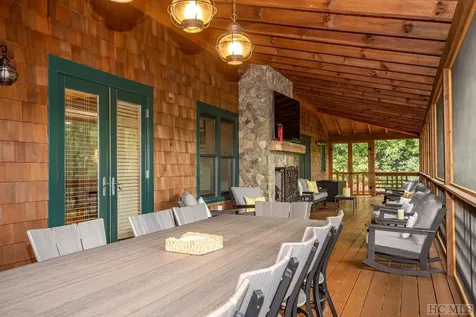 1789 W Flat Mountain Road Highlands NC 28741