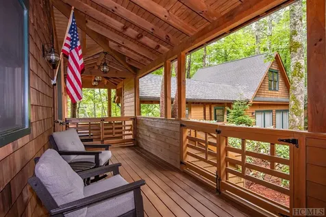 1789 W Flat Mountain Road Highlands NC 28741