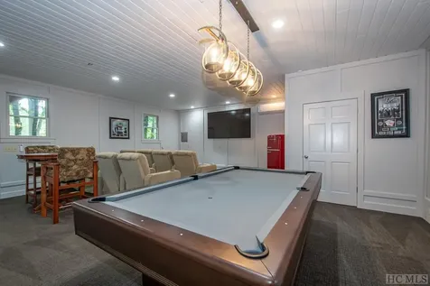 1789 W Flat Mountain Road Highlands NC 28741