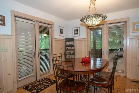 1789 W Flat Mountain Road Highlands NC 28741