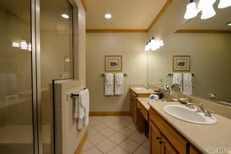 21d On The Rocks Sapphire NC 28774