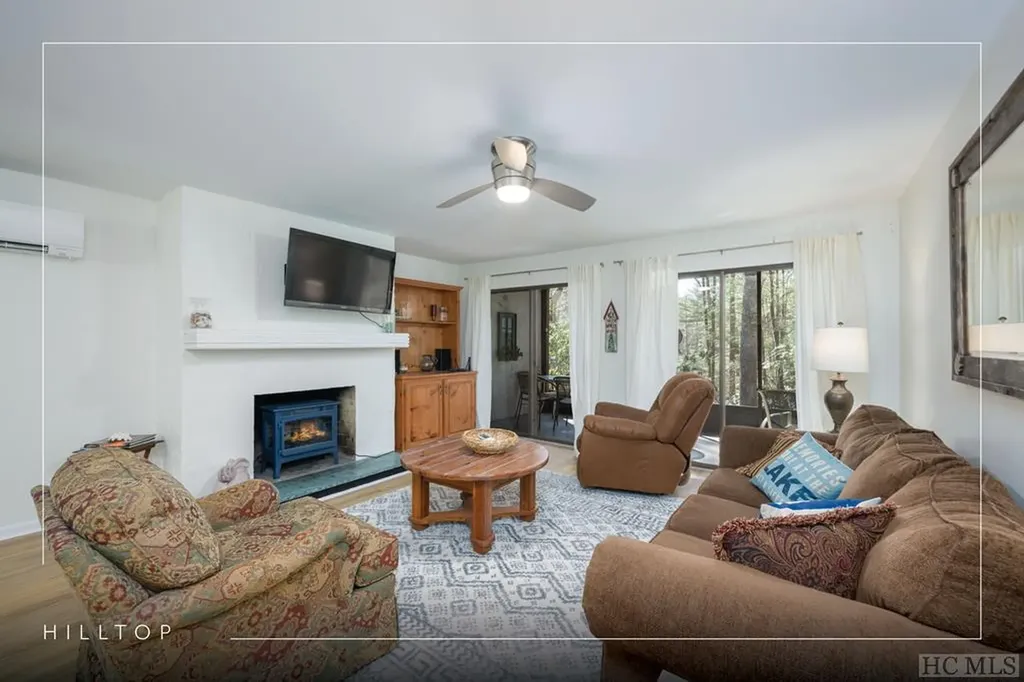 435-1b Overlook Road Sapphire NC 28774
