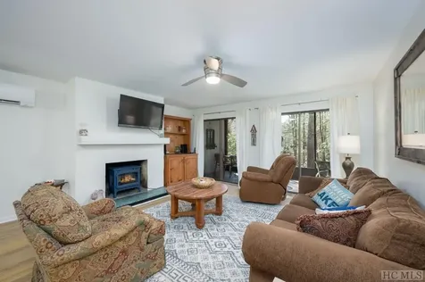 435-1B Overlook Road Sapphire NC 28774