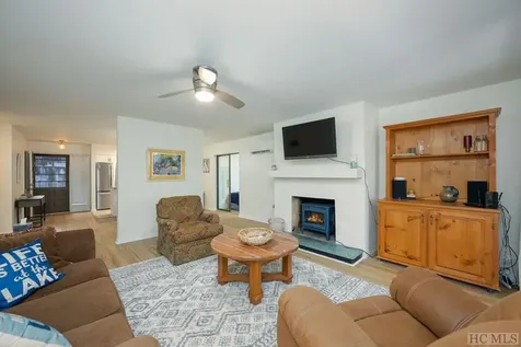 435-1B Overlook Road Sapphire NC 28774