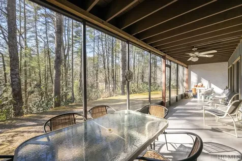 435-1B Overlook Road Sapphire NC 28774