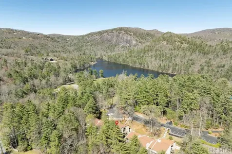 435-1B Overlook Road Sapphire NC 28774