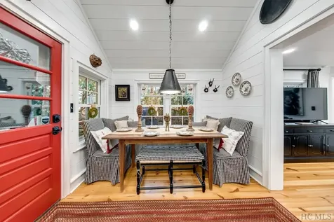 62 Melrose Drive Highlands NC 28741