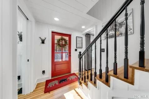 62 Melrose Drive Highlands NC 28741